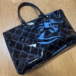 ロンシャン(LONGCHAMP)のロンシャン　限定デザイン　エナメルトートバッグ(トートバッグ)