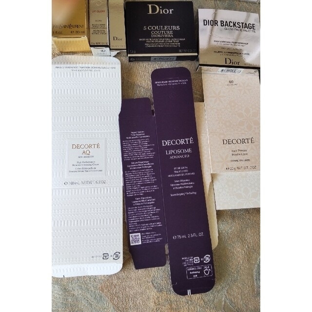 Christian Dior(クリスチャンディオール)の化粧品 空箱（Dior、NARS、DECORTE、YSL） コスメ/美容のベースメイク/化粧品(その他)の商品写真