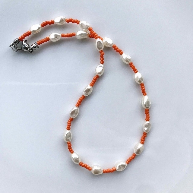  beads necklace＊orange pearl🌻 ハンドメイドのアクセサリー(ネックレス)の商品写真