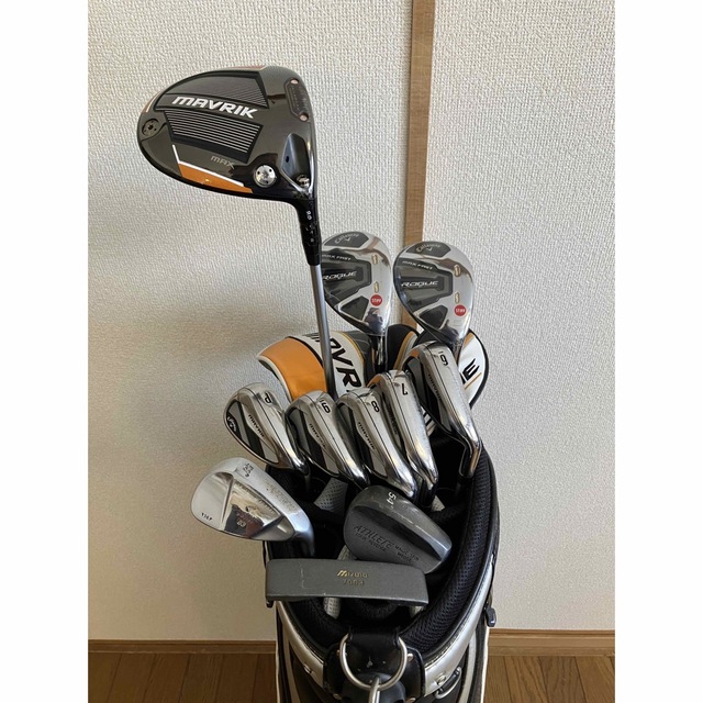 Callaway Golf(キャロウェイゴルフ)の【超激安！】MAVRIK&ROGUE（8本）+おまけ（CB&PT&WG:2本） スポーツ/アウトドアのゴルフ(クラブ)の商品写真