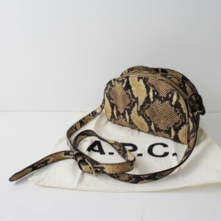 APC(A.P.C) ポシェットの通販 52点 | アーペーセーを買うならラクマ