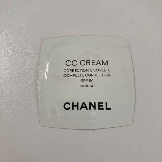 CHANEL CCクリーム 20 ベージュ