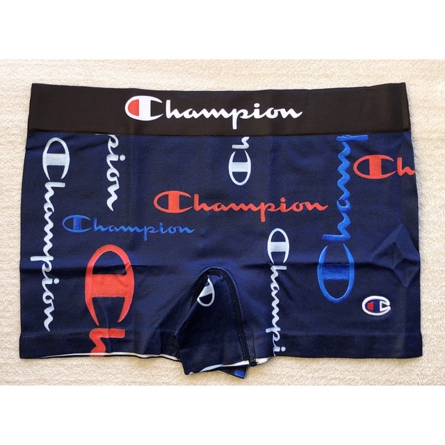 Champion(チャンピオン)のB.V.D＆Champion ボクサーパンツ Ｍサイズ 4枚セット メンズのアンダーウェア(ボクサーパンツ)の商品写真