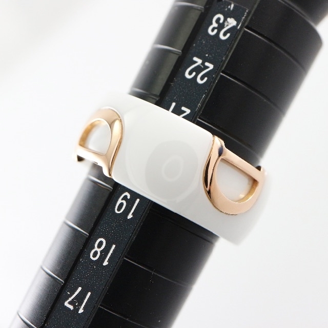 Damiani(ダミアーニ)の＜DAMIANI＞　750PG　Dアイコン　セラミック　リング レディースのアクセサリー(リング(指輪))の商品写真