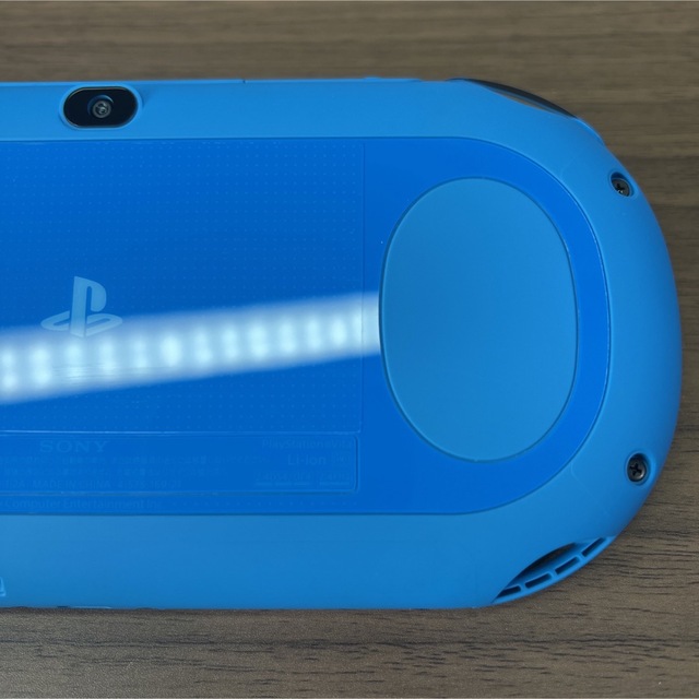 PlayStation Vita(プレイステーションヴィータ)の★美品★PlayStationVITA PCH-2000 ZA23 アクアブルー エンタメ/ホビーのゲームソフト/ゲーム機本体(携帯用ゲーム機本体)の商品写真