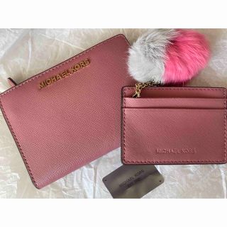 マイケルコース(Michael Kors)のMICHAEL KORS　桜色　カードケース(名刺入れ/定期入れ)