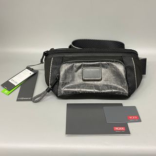 TUMI - ほぼ未使用 ギャラ タグ付 TUMI トゥミ dyneema ショルダー