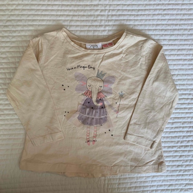 ZARA(ザラ)のZARA ベビー 長袖Tシャツ 74 キッズ/ベビー/マタニティのベビー服(~85cm)(Ｔシャツ)の商品写真