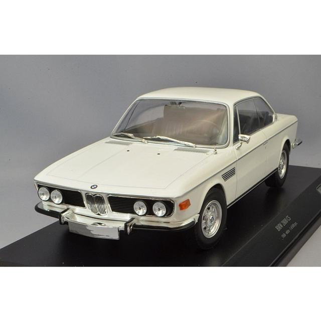  ミニチャンプス 1/18 BMW 2800 CS 1968ホワイト600台限定 エンタメ/ホビーのおもちゃ/ぬいぐるみ(ミニカー)の商品写真