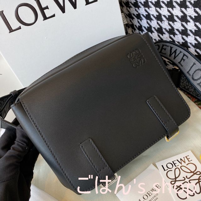 新作 ロエベ ☆LOEWE☆ミリタリーメッセンジャーバッグ 品質が完璧 www