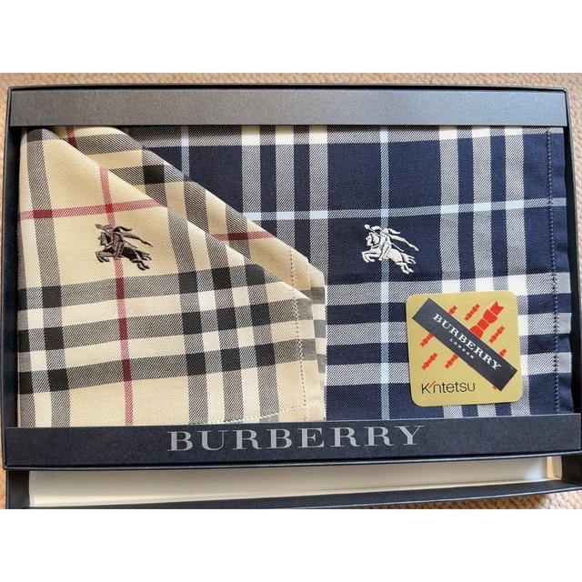 BURBERRY(バーバリー)の【最終値下げ】Burberry バーバリー　ハンカチセット メンズのファッション小物(ハンカチ/ポケットチーフ)の商品写真