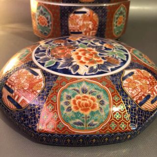 N51、有田焼 古伊万里窯 金彩 色絵手まり三段重 大皿 - 食器