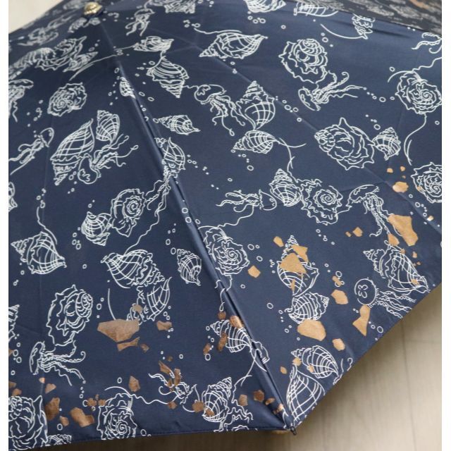 JILLSTUART(ジルスチュアート)の新品【ジルスチュアート】晴雨兼用 折り傘 海の貝殻たち 1級遮光 サマーシールド レディースのファッション小物(傘)の商品写真