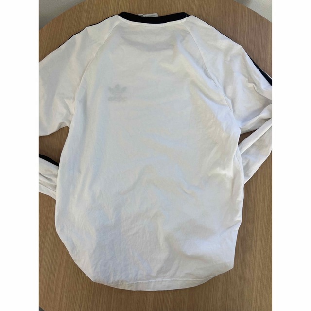 adidas(アディダス)のアディダス  クラシック スリーストライプ 長袖Tシャツ メンズのトップス(Tシャツ/カットソー(七分/長袖))の商品写真