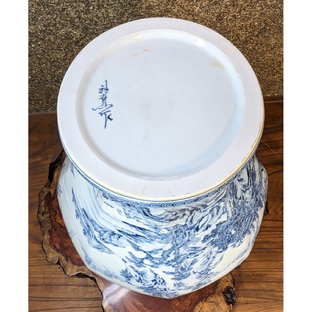未使用 有田焼 沈香壺 染付 神右衛門作 総手描 特大八角壺 山水画 三 未使用 有田焼 沈香壺 染付 神右衛門作 総手描 特大八角壺 山水画 三