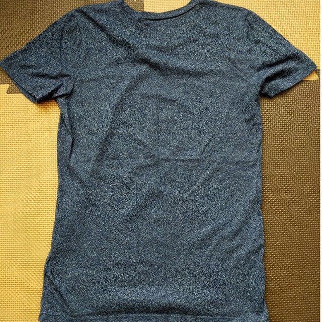 Abercrombie&Fitch(アバクロンビーアンドフィッチ)のアバクロ　Tシャツ　S レディースのトップス(Tシャツ(半袖/袖なし))の商品写真
