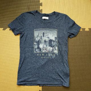 アバクロンビーアンドフィッチ(Abercrombie&Fitch)のアバクロ　Tシャツ　S(Tシャツ(半袖/袖なし))