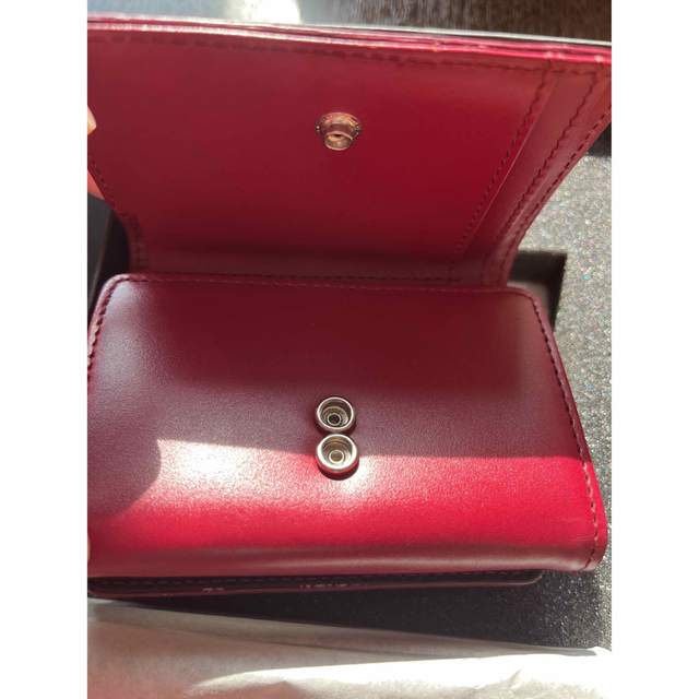 高級　クロコダイル　ミニウォレット　ストラップ付き折りたたみ財布　赤　レッド レディースのファッション小物(財布)の商品写真