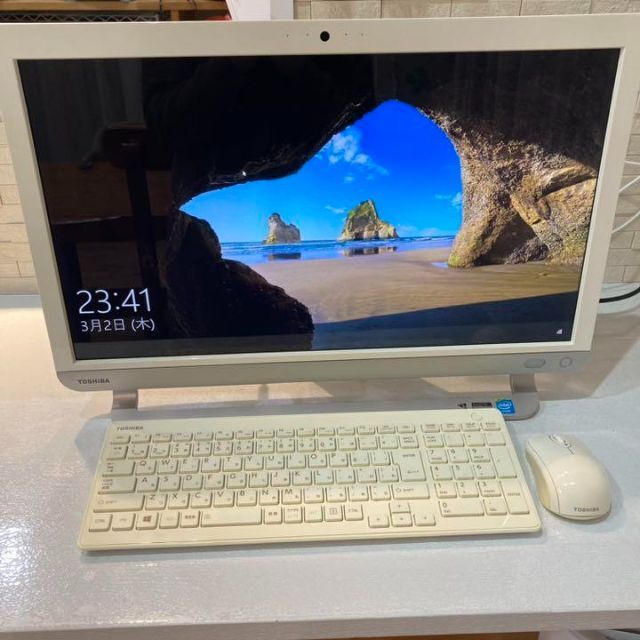 東芝 - TOSHIBA dynabook REGZA PC白ホワイト一体型デスクトップの通販