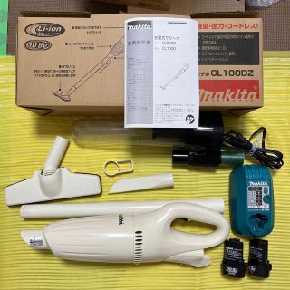 マキタ(Makita)のマキタ 10.8V コードレスクリーナー 中古(掃除機)