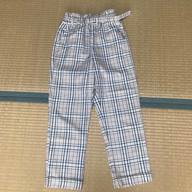 LOVE RABBY パンツ キッズ/ベビー/マタニティのキッズ服女の子用(90cm~)(パンツ/スパッツ)の商品写真