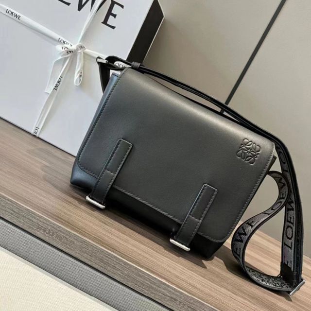 LOEWE ロエベ ミリタリー メッセンジャーバッグ XS | comonuevo.com.co