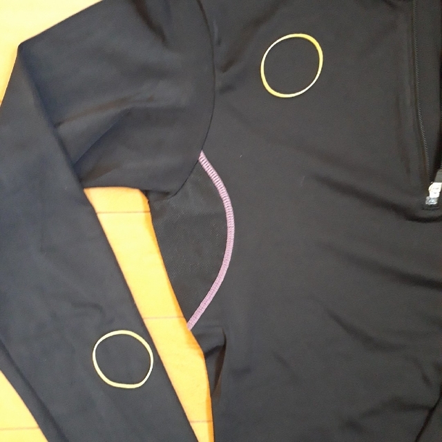スポーツアンダーウェア レディースの下着/アンダーウェア(アンダーシャツ/防寒インナー)の商品写真