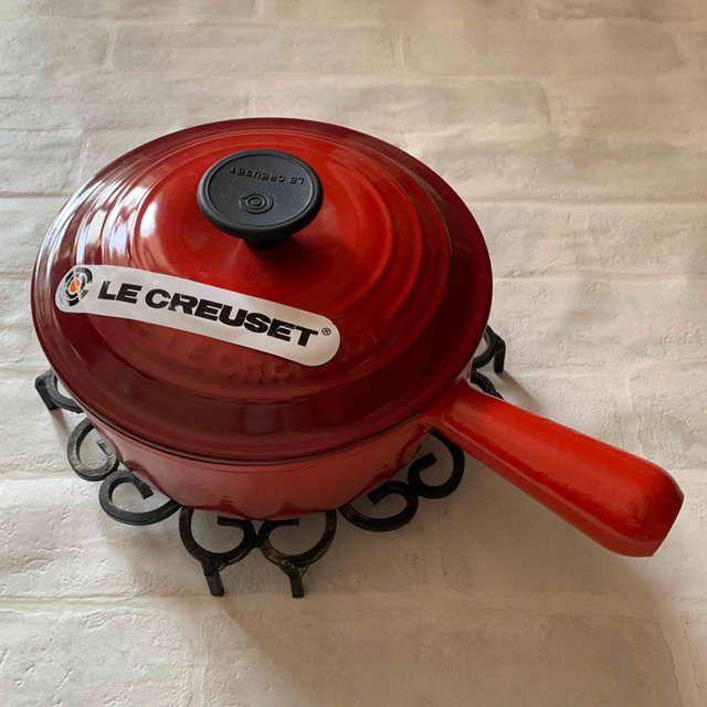 片手鍋「LE CREUSET」（ル・クルーゼ）ソースパン18cm 赤