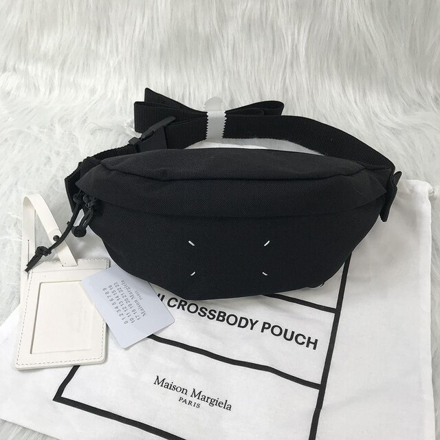 深緑(ふかみどり) 断捨離!Maison Margiela 1CON ボディバッグ