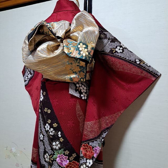 正絹 豪華振袖 絞り 雪輪舞桜 金駒刺繍 金彩5点セット