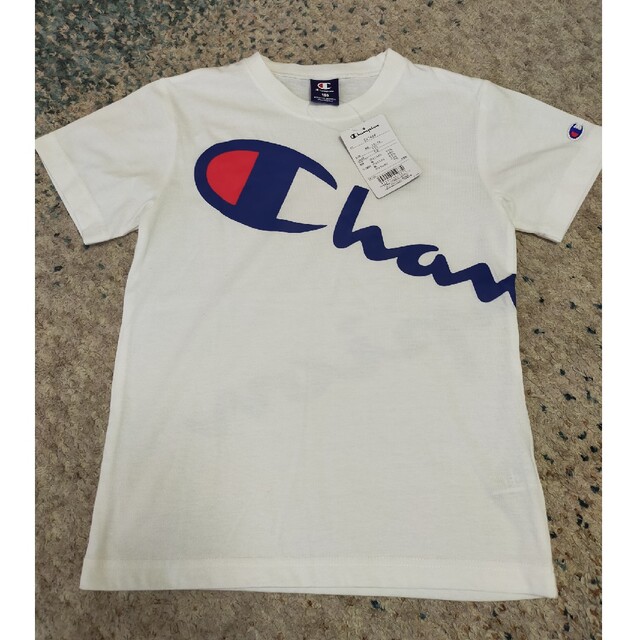 Champion(チャンピオン)の専用　　新品☆チャンピオン　140-150 Ｔシャツ キッズ/ベビー/マタニティのキッズ服男の子用(90cm~)(Tシャツ/カットソー)の商品写真