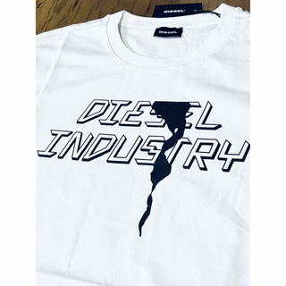 ディーゼル(DIESEL)のDIESEL  新品未使用　XSサイズ  Tシャツ　カットソー　白　ディーゼル(Tシャツ/カットソー(半袖/袖なし))