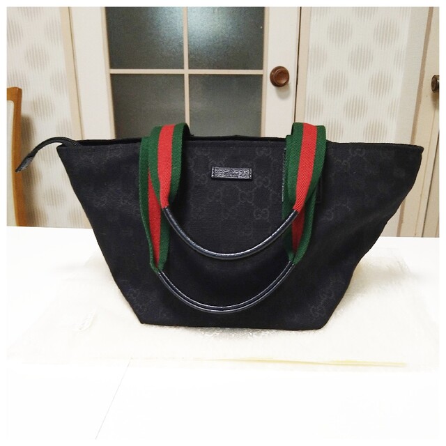 Gucci(グッチ)のGUCCI グッチ トートバッグ GGキャンバス GG柄 シェリー 黒色 キャン レディースのバッグ(トートバッグ)の商品写真