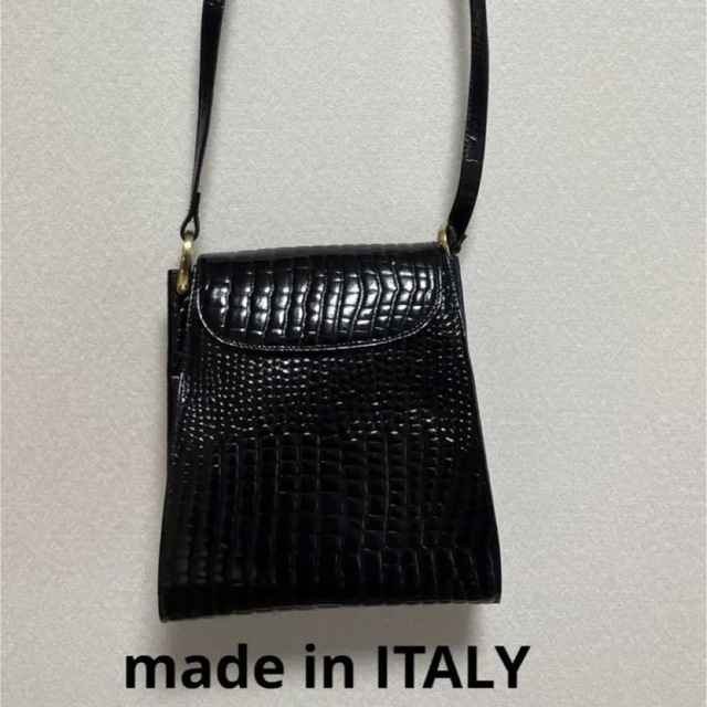 本革　made in ITALY 黒　ショルダーバック