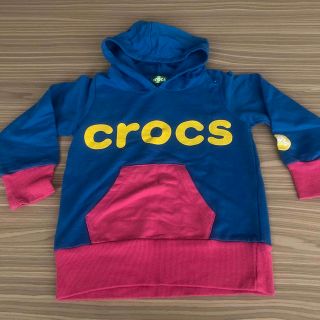 クロックス(crocs)のcrocs　パーカー(ジャケット/上着)