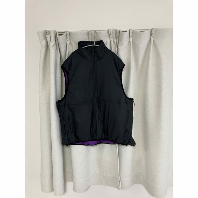 TECH REVERSIBLE PULLOVER PUFF VEST 1