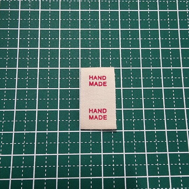 【新品】ハンドメイドタグ　プリントタグ　T-309　ロゴ　ピンク　10枚セット ハンドメイドの素材/材料(各種パーツ)の商品写真