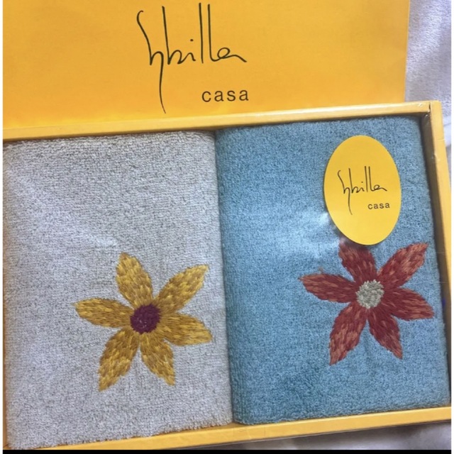 Sybilla(シビラ)のShbillaシビラ❤️刺繍ウォッシュタオル2枚❤️ インテリア/住まい/日用品の日用品/生活雑貨/旅行(タオル/バス用品)の商品写真