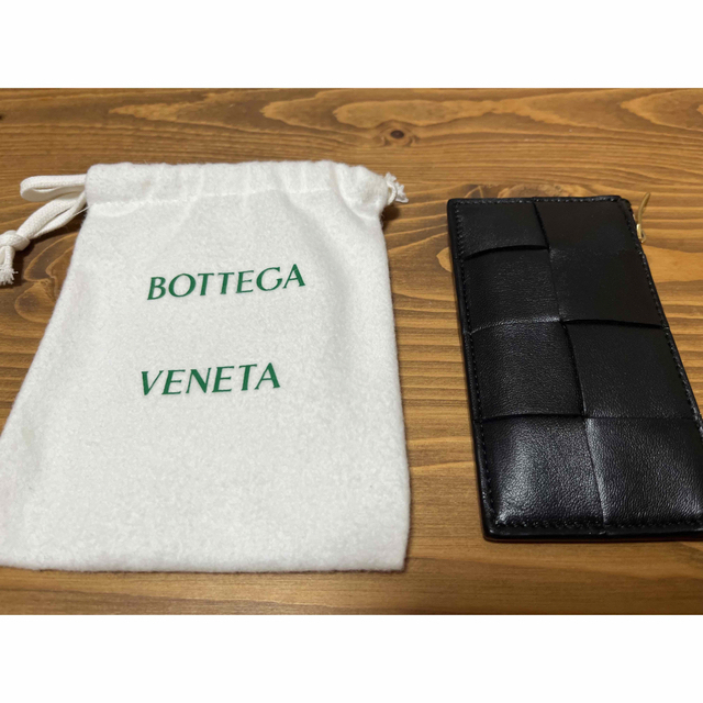 Bottega Veneta(ボッテガヴェネタ)のボッテガ　Bottega Veneta ファスナー付きカードケース　ブラック レディースのファッション小物(名刺入れ/定期入れ)の商品写真