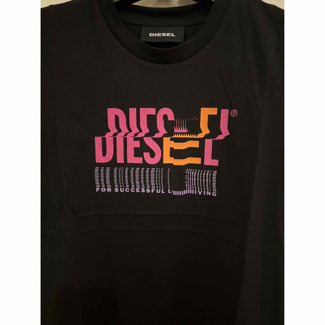 DIESEL(ディーゼル)の新品未使用！　ディーゼル　DIESEL Tシャツ ブラックM レディースのトップス(Tシャツ(半袖/袖なし))の商品写真