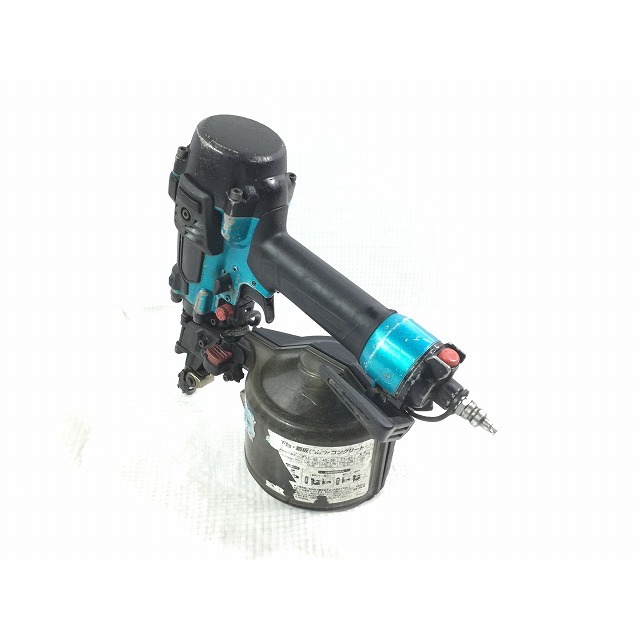 ☆品☆makita マキタ 65mm 高圧 エア釘打 AN633H 青 ブルー 釘打機 コイルネイラー エアーツール ケース付♪ 68990