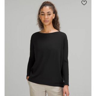 ルルレモン(lululemon)の新品lululemon Back In Action Long Sleeve白黒(ヨガ)