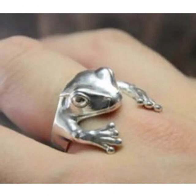 カエル リング 指輪 フリーサイズ silver 925 幸運 銀 メンズのアクセサリー(リング(指輪))の商品写真