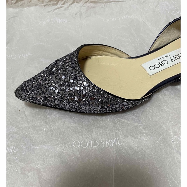 JIMMY CHOO(ジミーチュウ)のJIMMY CHOO ESTHER FLAT  グリッター レディースの靴/シューズ(ハイヒール/パンプス)の商品写真