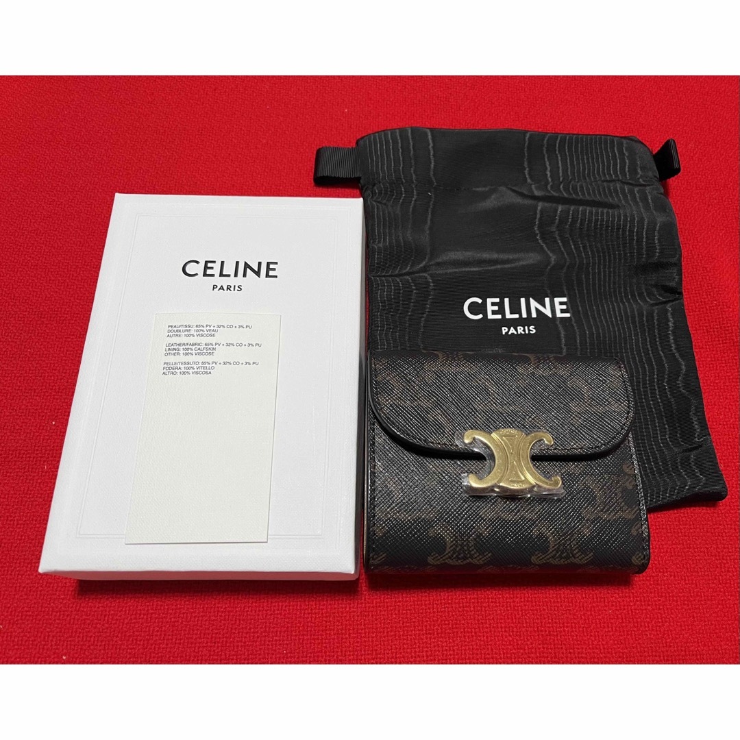 celine(セリーヌ)の新品.定価82500円】 CELINE セリーヌ ロゴ　財布　茶色　ブラウン レディースのファッション小物(財布)の商品写真