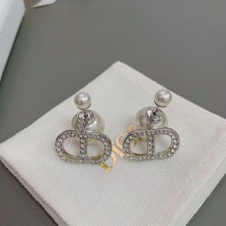 ディオール(Christian Dior) シルバー ピアスの通販 300点以上 ディオール(Christian Dior) シルバー ピアスの通販 300点以上