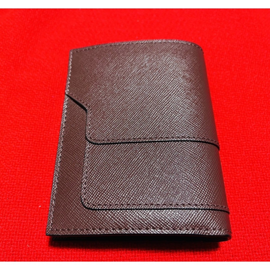 Marni(マルニ)の定価¥64900.新品正規　MARNI マルニ　財布　茶色　ブラウン レディースのファッション小物(財布)の商品写真