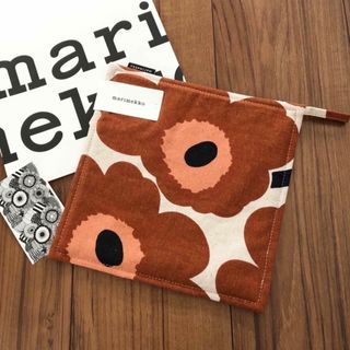 マリメッコ(marimekko)のマリメッコ 新品ポットホルダー(テーブル用品)