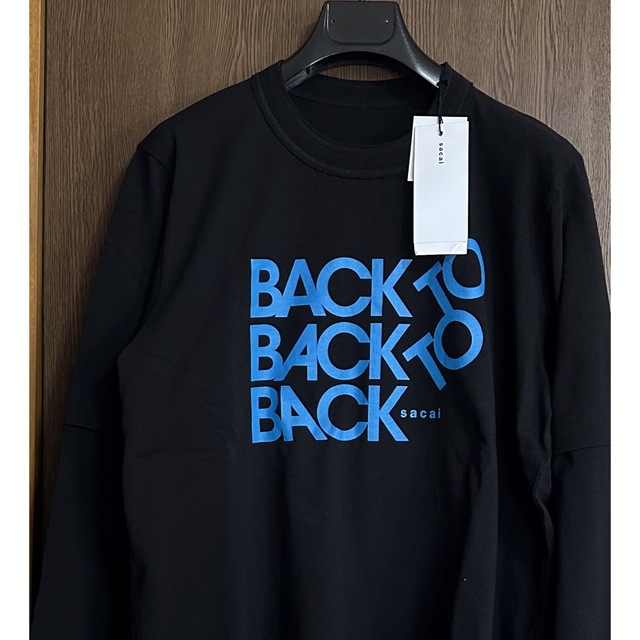 sacai(サカイ)の黒2新品 sacai サカイ メンズ  BACK ロング Tシャツ ブラック メンズのトップス(スウェット)の商品写真