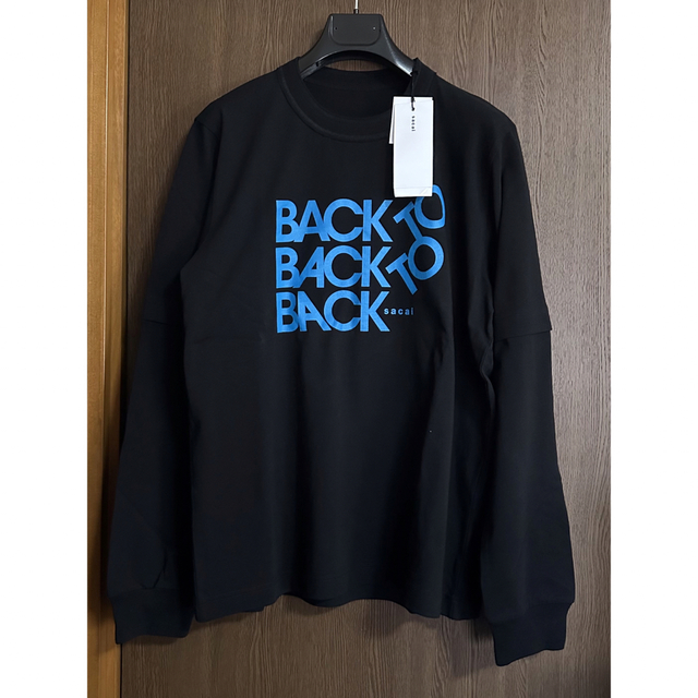 sacai(サカイ)の黒2新品 sacai サカイ メンズ  BACK ロング Tシャツ ブラック メンズのトップス(スウェット)の商品写真